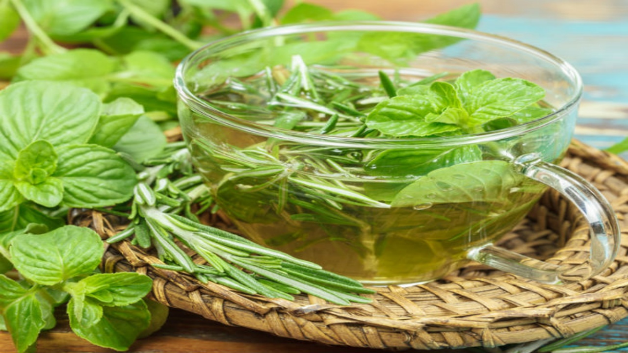 Té de Albahaca y Romero para el Hígado Graso y Reducción de la Panza