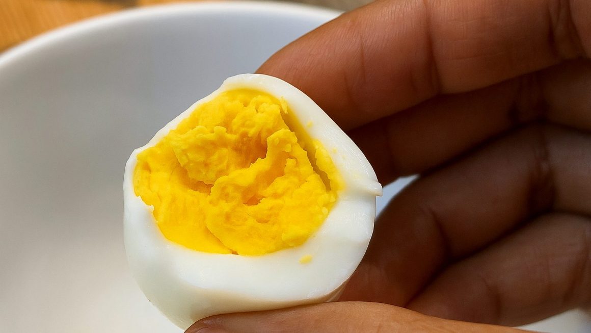 comer huevo