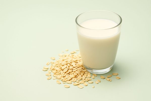 Agua de Avena en Ayunas: La Bebida Natural que Limpia, Regula y Fortalece el Corazón