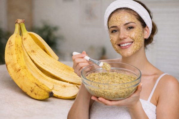 Cómo Usar la Cáscara de Plátano para Mejorar la Piel de Forma Natural